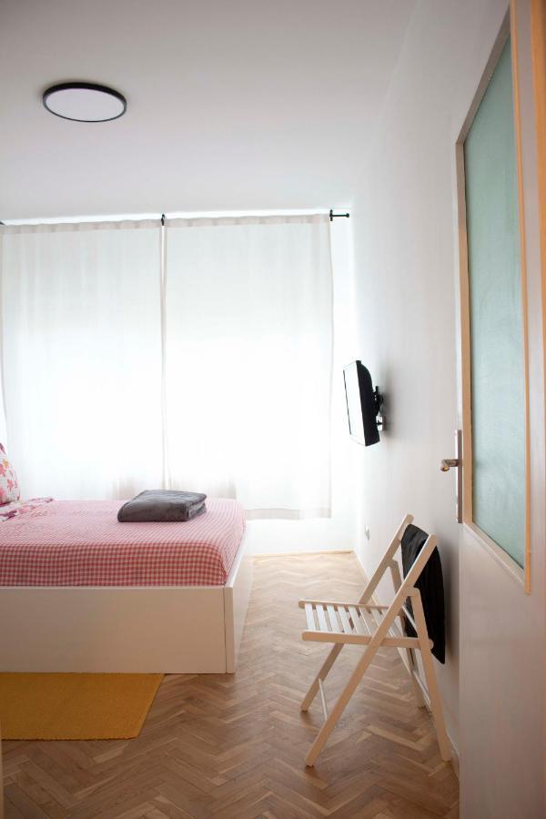 Apartment Plus *
